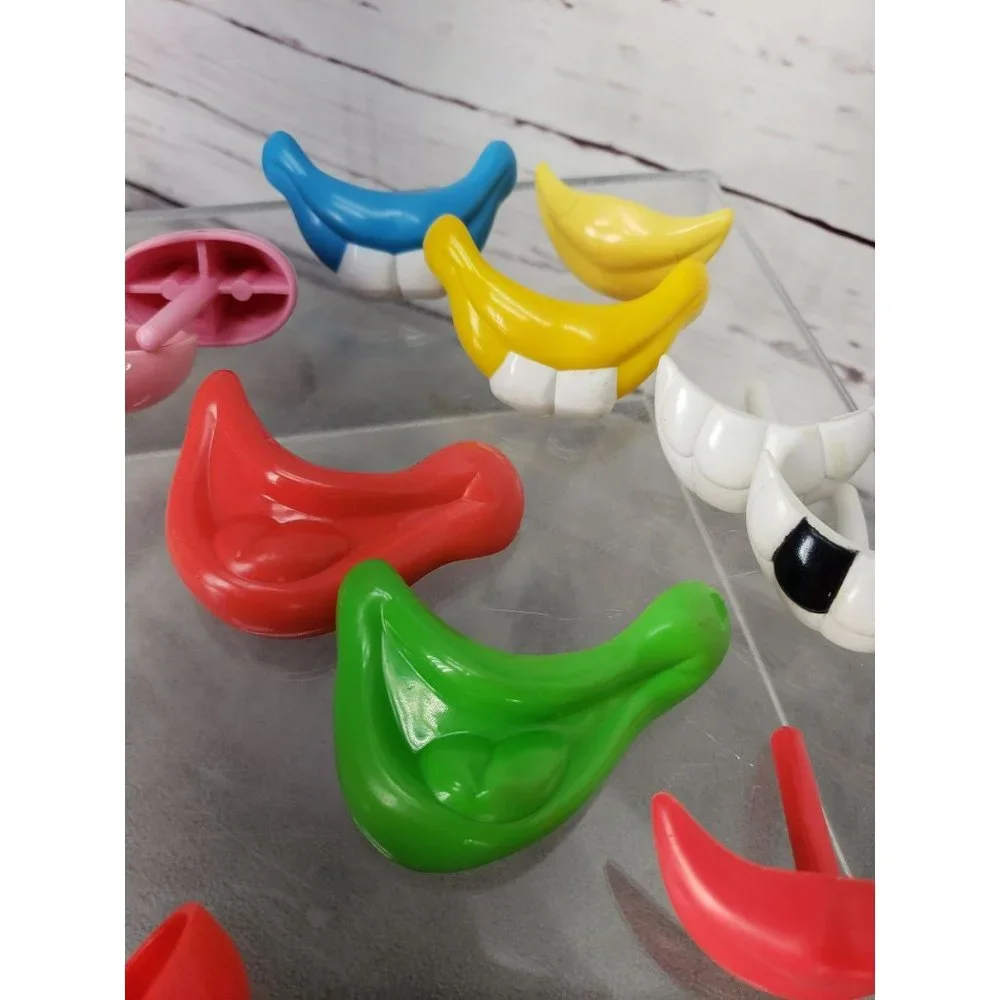 Mr Potato Head‎ Replacement Nose Mouth Teeth Smile lot of 15